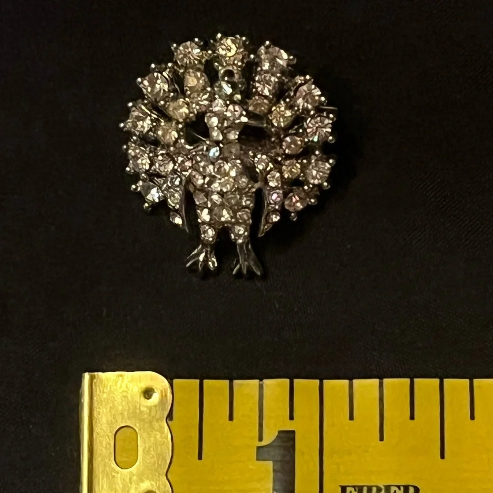 Vintage Silver Tone Rhinestone Crystal Peacock Brooch dainty